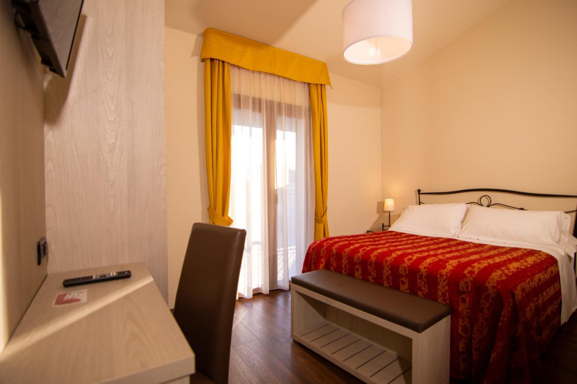 Eden Hotel 3*