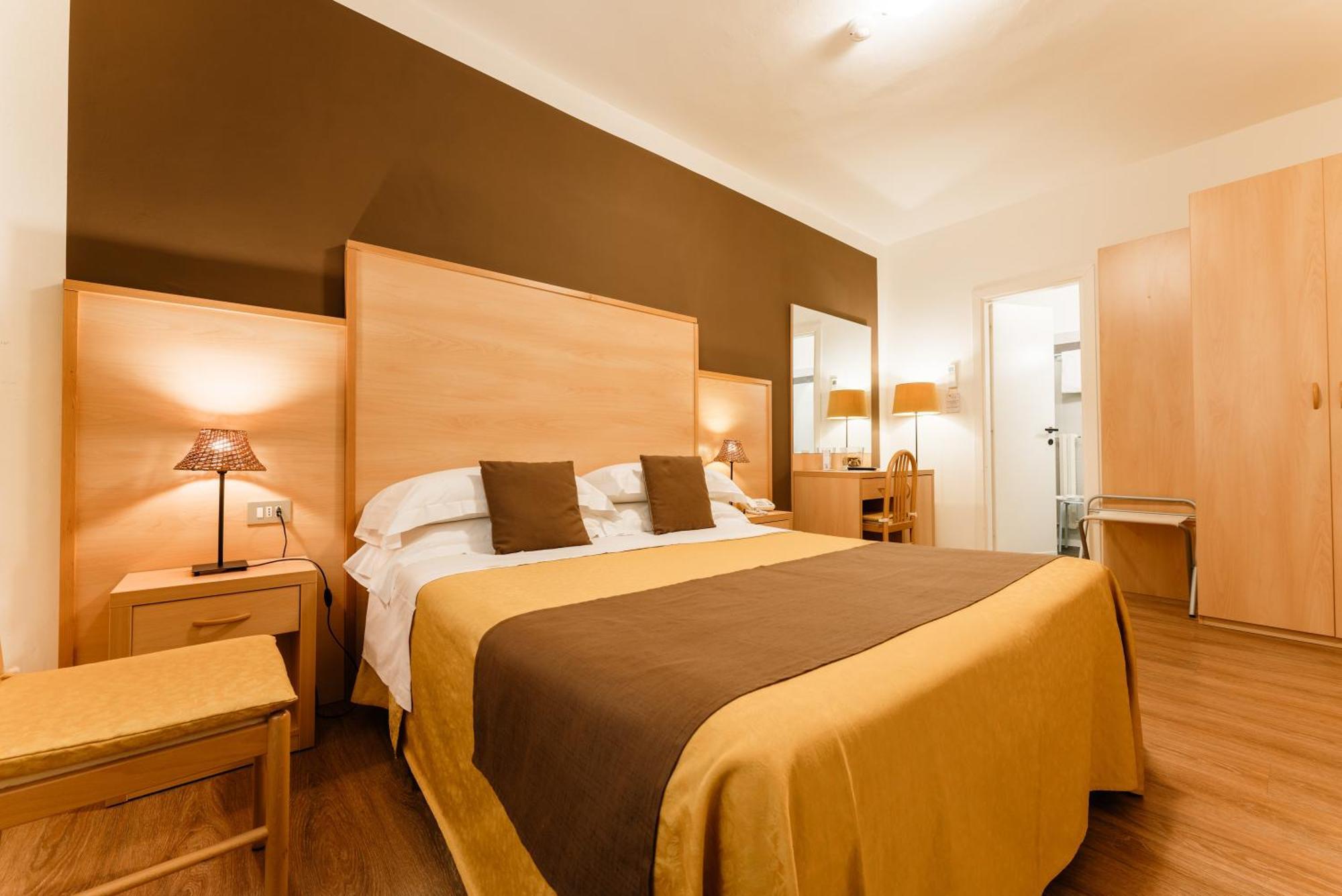 Hotel Eden 3*