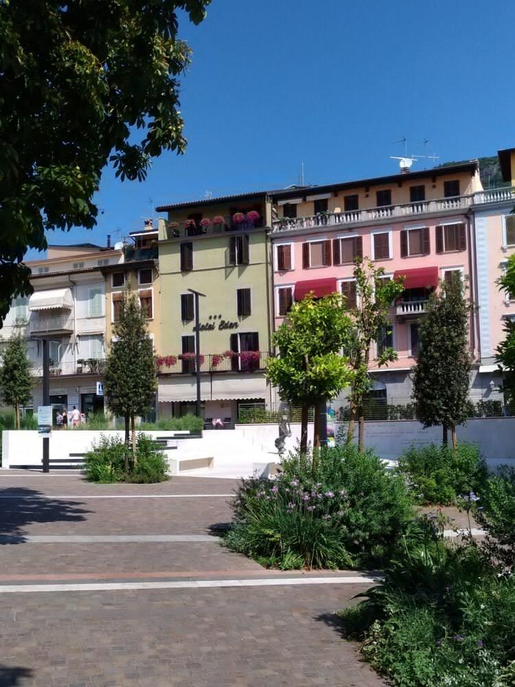 Hotel Eden