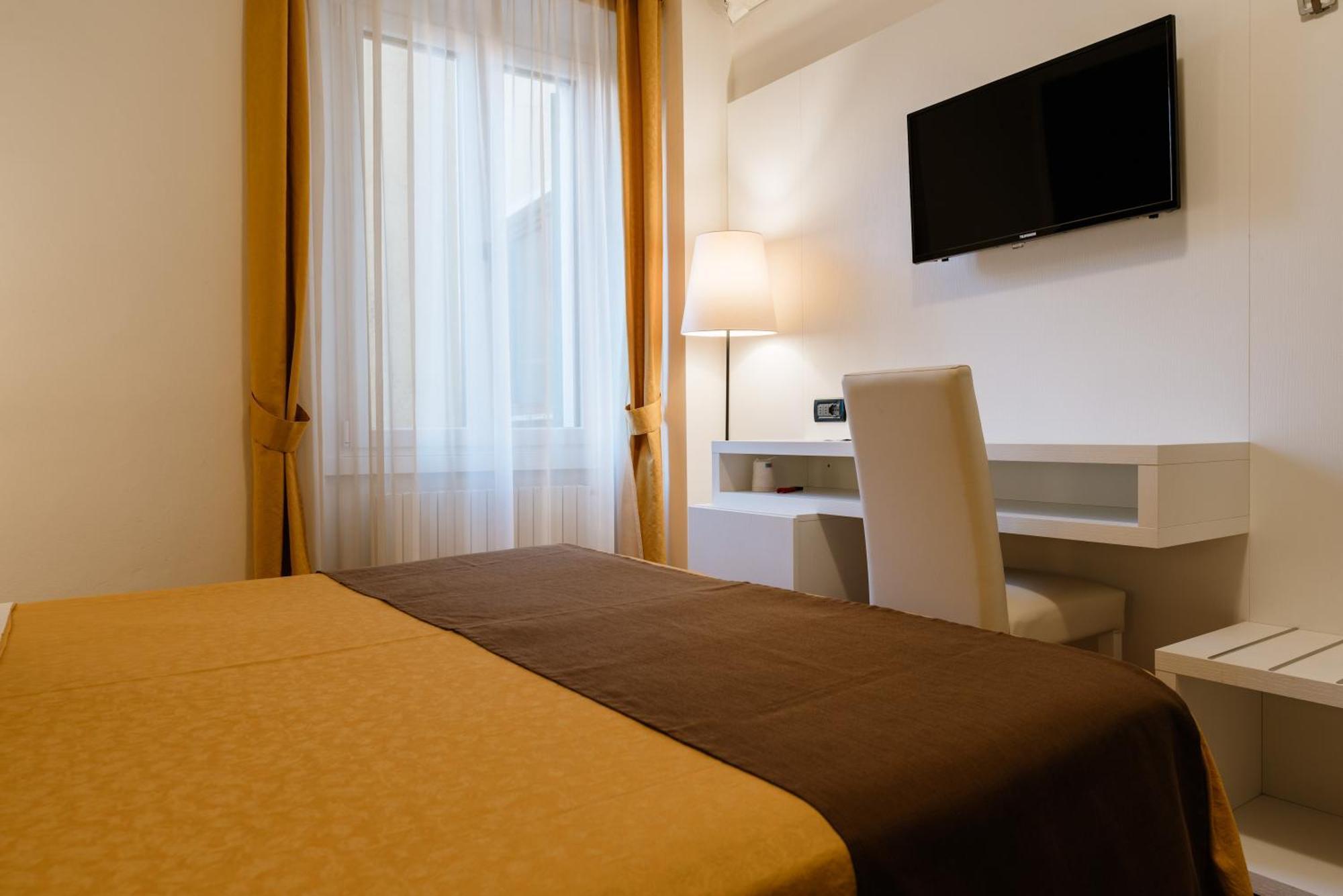 Hotel Eden 3*