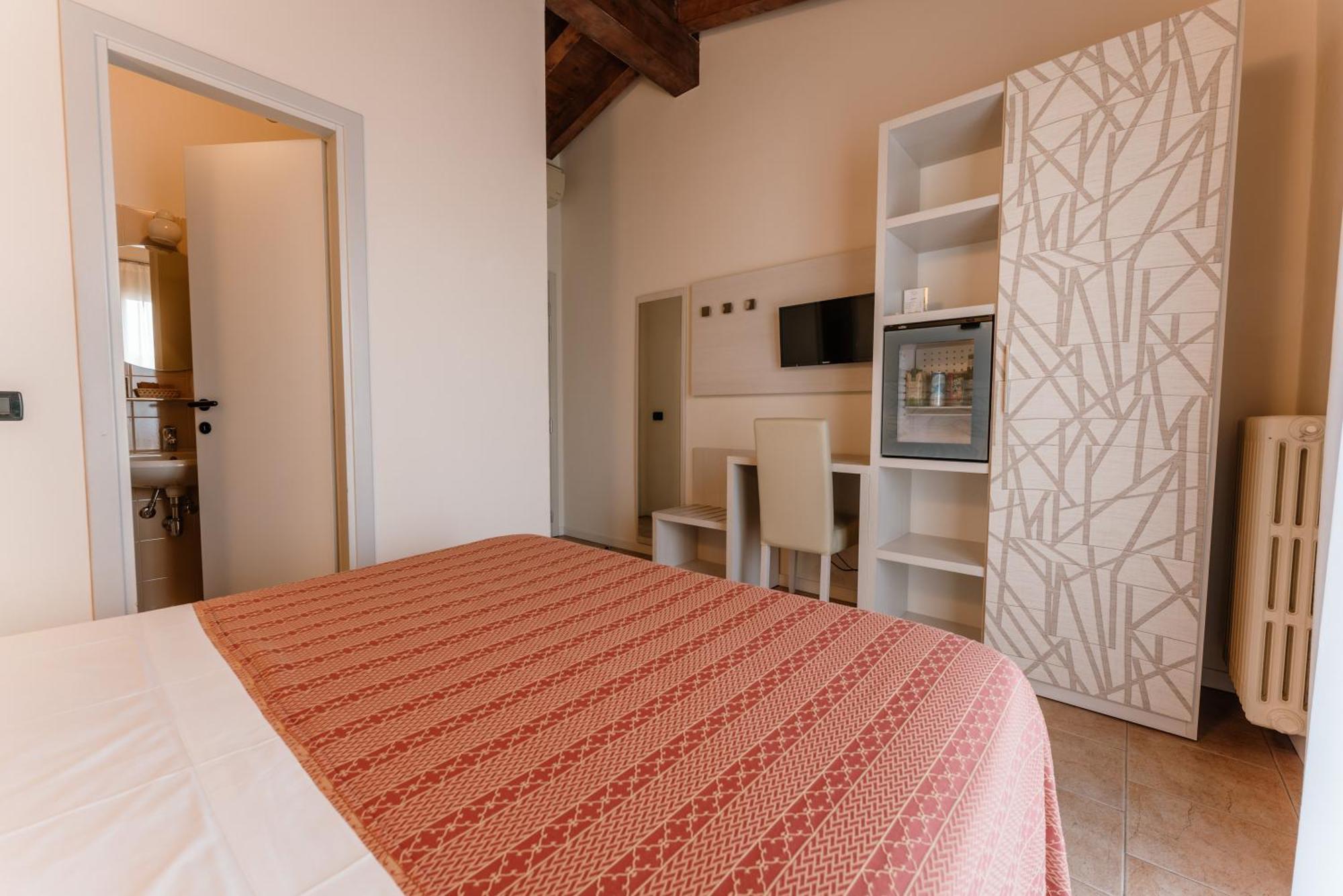 Hotel Eden 3*